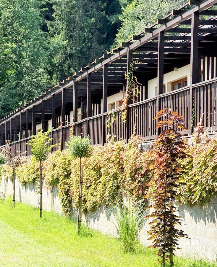 Resort Lesni Lazne Zvanovice Luaran gambar