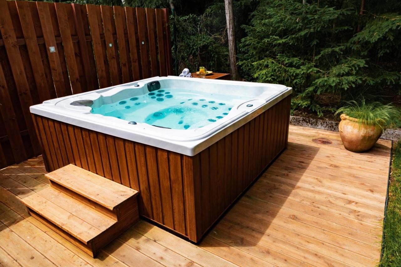 Resort Lesni Lazne Zvanovice Luaran gambar